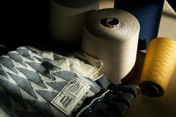 How to ensure a holiday rental in the Shetland Islands offers knitting workshops?